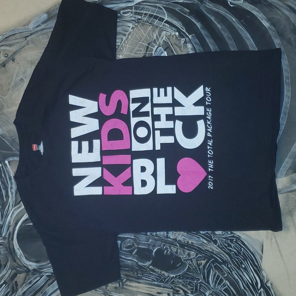New Kids on The Block 2017 concert tour mens graphic tee